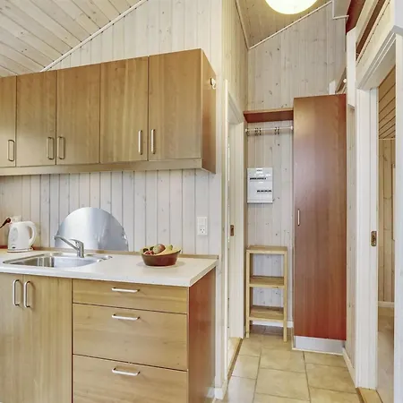 Hébergement de vacances Selja - 15m From The Sea By Interhome Oure