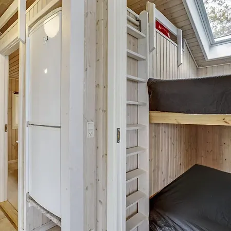 Selja - 15m From The Sea By Interhome * Oure